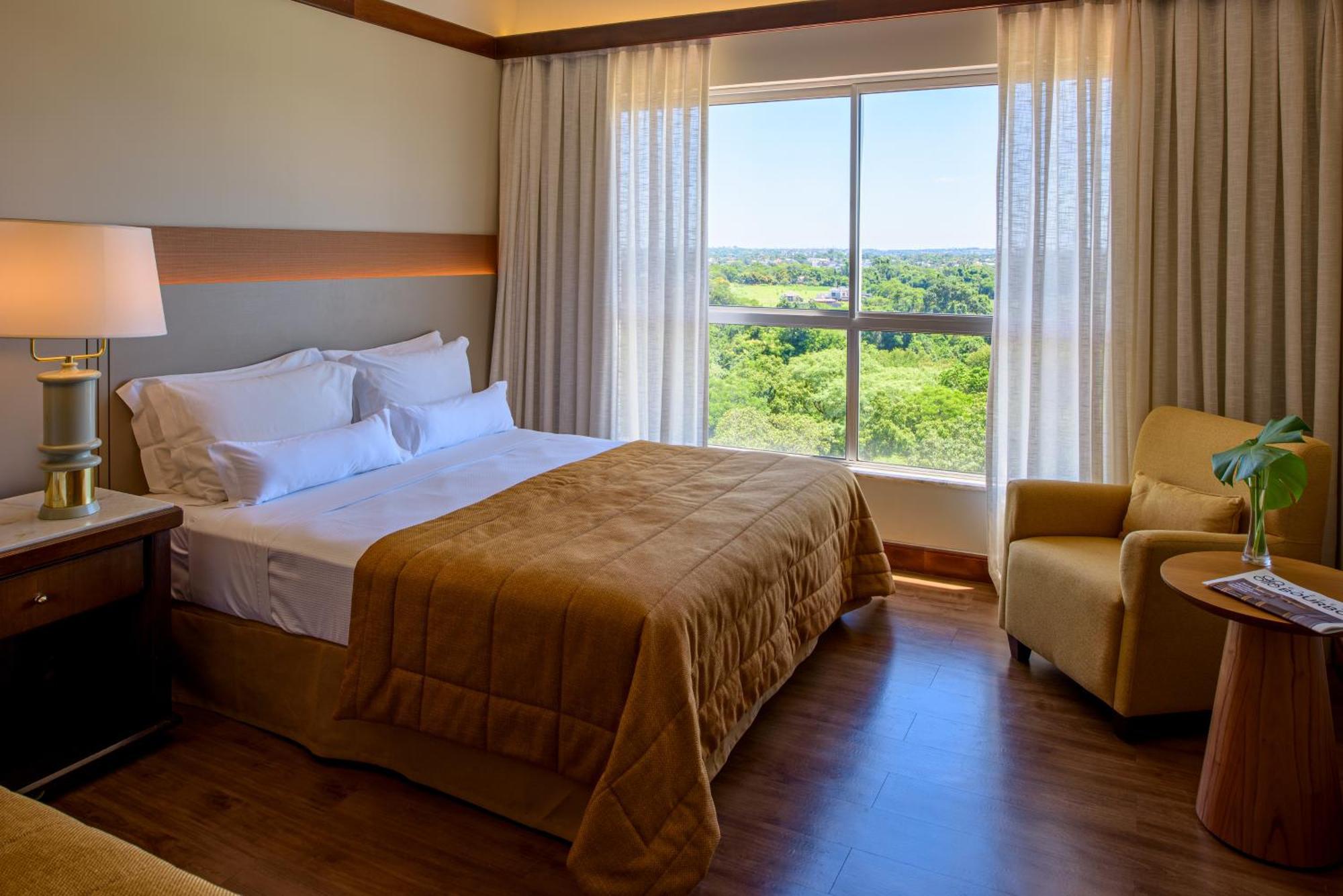 Premium Double Queen Room